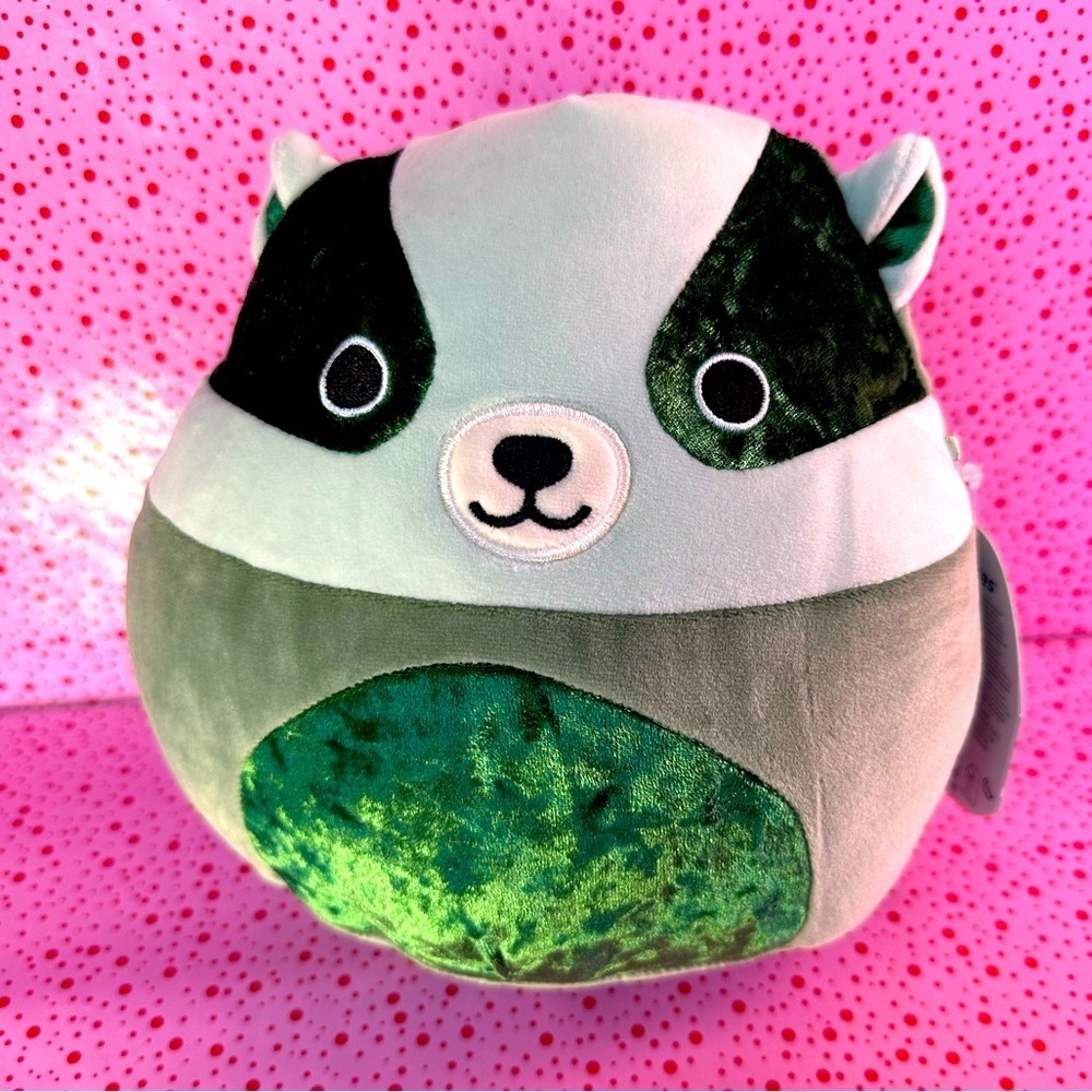 Squishmallows 8" Beauregard Velvet Green Badger NWT